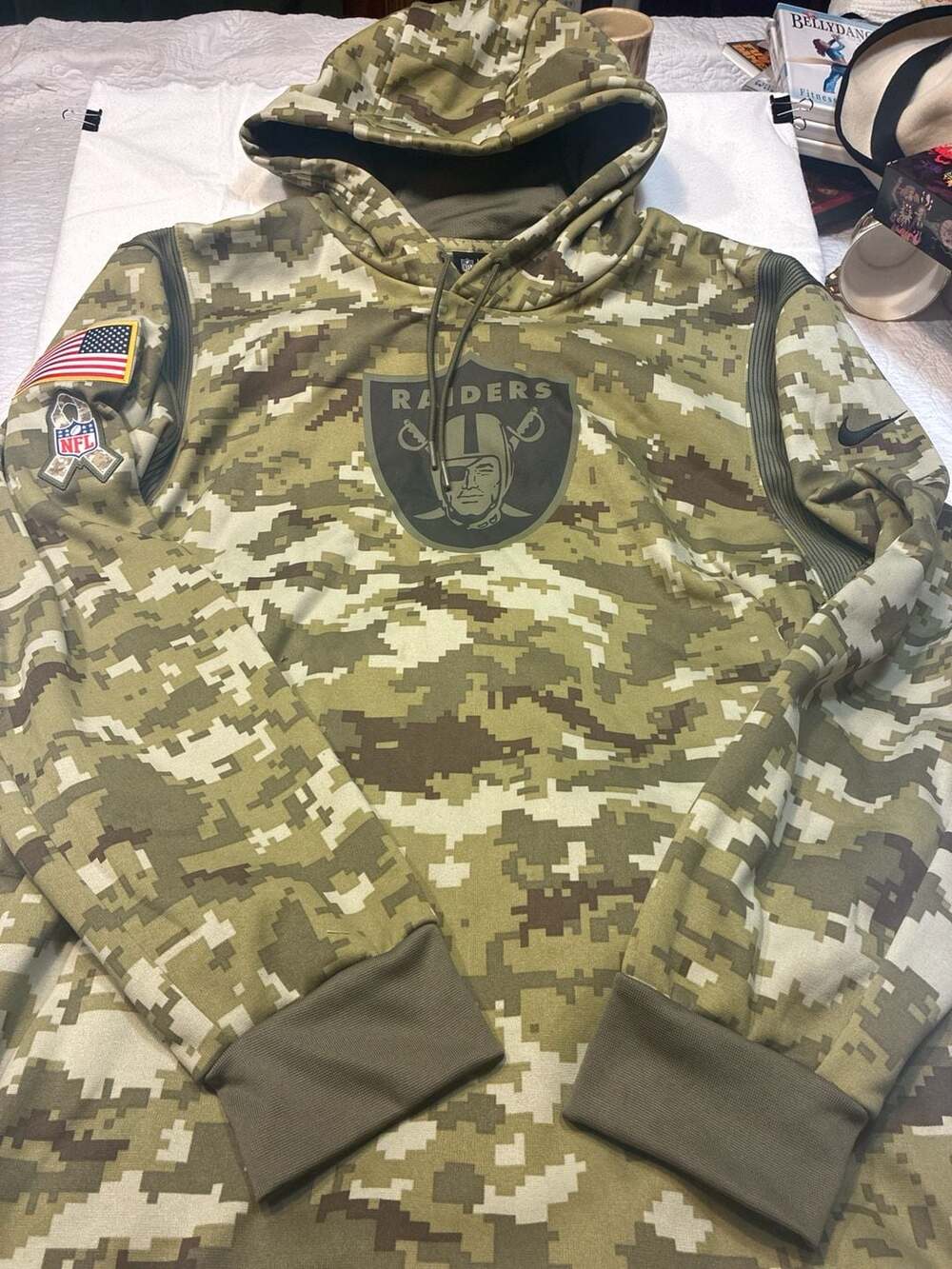 Nike Las Vegas Raiders Salute to Service Digital Camo Pullover Hoodie Size 3XL